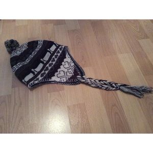 Peruvian  Beanie with Hearts